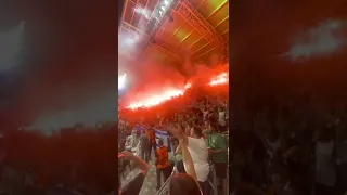 Amazing show from Maccabi Haifa fans against PSG