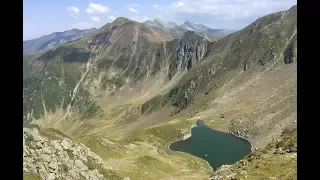 Hiking the Romanian Carpathians - Crossing the Făgăraș Mountains  [Balkans Ep3]
