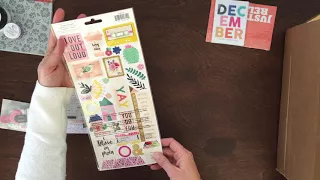 Unboxing December 2017 Hip Kits