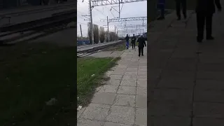 Поезд сбил женщину в Саратове. СарИнформ 28.04.21