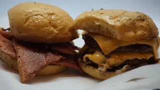 How To Cook a FANTASTIC Burger | Burger Recipe