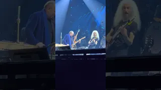 Guthrie Govan Amazing Guitar Solo - Hans Zimmer Live in Dubai Coca Cola Arena 27-Jan-2023