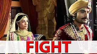 Ajabde And Pratap Get Into A Fight