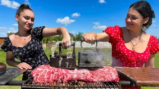 Cooking Steak with an Old Iron on Coals! From the Recipe of the Past to the Tastes of the Present