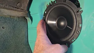 1965 F-un Hundred: Installing speakers in the kick panels