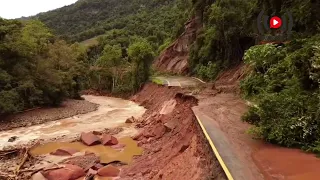 BR-116, no Km 170, entre Galópolis e Vila Cristina, em Caxias do Sul - desmoronamento de terra