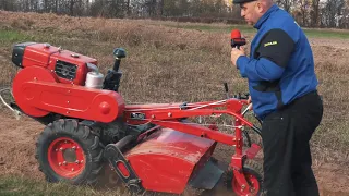 Мотоблок "Заря" з фрезою, грунтозачепами, сівалкою для кукурудзи.Ручна сівалка.