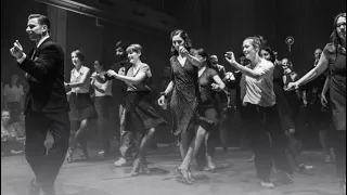 Swing with The Roach: A Lindy Hop Thriller Stephen Edward Sayer