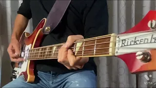 Deep Purple Knocking at Your Back Door (Bass  Cover)ををアマチュア bassだぃお が弾いた❗️