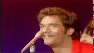 Huey Lewis And The News - Buzz Buzz Buzz - From American Bandstand 1982
