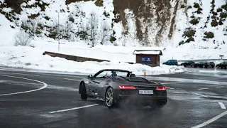 Audi R8 V10 Spyder RWS drifting on closed road