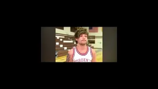 Hi a Louis Tomlinson being cut video because I Love him 💙💚🇮🇪❤️💛