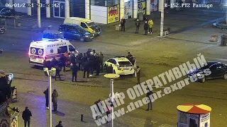В Днепре на Европейской площади избили мужчину