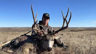 Saskatchewan draw muzzle loader Mule Deer buck. Just Relentless season 2 episode 05 “HOMETOWN HILLS”