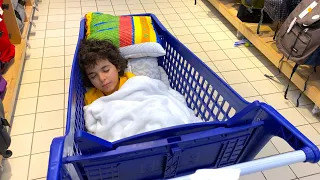 Asleep in a ShoppingTrolley!!!