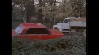 Honor Bound/Дело чести (1988) - car chase scene #2