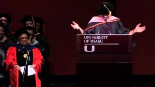 Jimmy Buffett offers advice in 2015 University of Miami graduation speech
