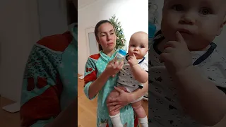 27.12.21 Как приучить младенца пить воду 🍼👶🏼 how to make baby drink water