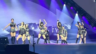 Twice - Set Me Free, I Can't Stop Me fancam at Ready To Be Tour Dallas