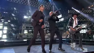 Bad Man (LIVE) - PItbull ft. Robin Thicke, Joe Perry, Travis Barker (Premios Lo Nuestro Awards)