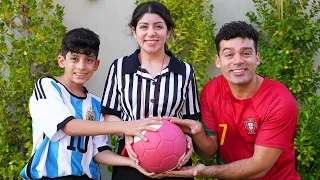 Jason se apresura a los partidos de práctica de fútbol con Alex