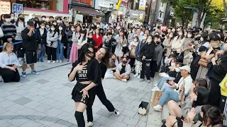 SATURDAY. BLACK MIST: ALINA & TIM. EXHILARATING AMAZING PERFORMANCE. HONGDAE STREET.