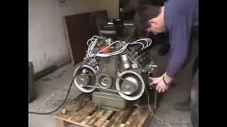 vzduchem chlazený Motor TATRA 603 V8, air-cooled engine, první start