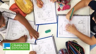 Comissão de Educação debate diversidade temática do PNE - 02/05/24