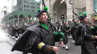 St. Patrick's Day Parade~NYC~2022~Emerald Society NYPD Pipes and Drum  Band~NYCParadelife.com