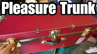 Found Trunk | Pleasure trunk | hoarder | I bought an abandoned storage unit