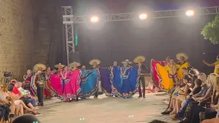 Folklore mexicano en Turquía 🇹🇷