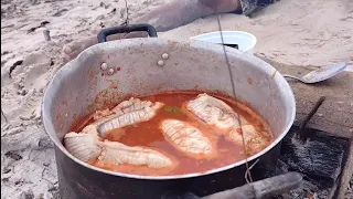 COZIDÃO DE OVA DE PESCADA. AVENTURA NA PRAIA.