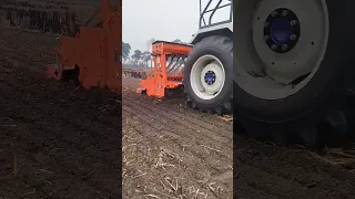 Farmtrac 60 Powermaxx🆚 Shaktiman Super Seeder. #shaktiman #seeder