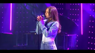 Sola - Papa, maman (Live) - Le Grand Studio RTL