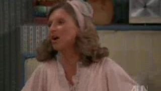 Phyllis S1e24 the triangle