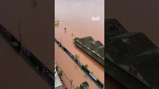 Chuvas no RS: Nível do rio Guaíba atinge 4,5 m e alaga ruas e centro histórico de Porto Alegre