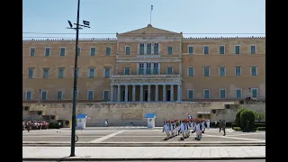 El domingo a las 11 en el cambio de guardia de Los Evzones en la Plaza de Syntagma de Atenas