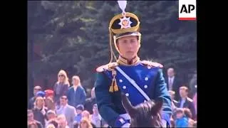 Rarely-seen changing of the guard ceremony at Kremlin