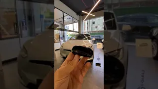 Tesla Model X ve otomatik kapıları 🤩