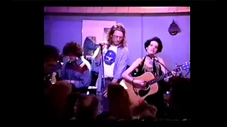 Laurie Webb live at The Bluebird Cafe 1992- Carry Yours Carry mine feat Kenny Meeks Nashville