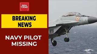 MiG-29K Trainer Aircraft Crashes Into Arabian Sea; 1 Pilot Rescued, Another Missing | BREAKING