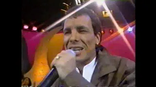 Especial Sertanejo | Chrystian & Ralf cantam "Cheiro de Shampoo" na RECORD TV em 1994 - RARIDADE