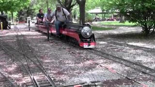 Southern Pacific 4454 "Daylight" runby at the Illinois Live Steamers