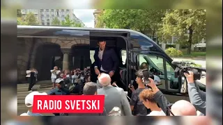 Novak Djokovic slavi sa trubacima na dan vencanja Djordja i Saske