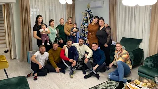 NE-AM MUTAT/ ÎNTREAGA FAMILIE NE-A COLINDAT 🎄