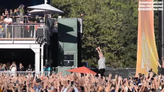 Macklemore & Ryan Lewis LIVE at BottleRock 2017 'Can't Hold Us'