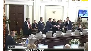 Власник нафтових веж Бойко, спробував поцілити в головного хранителя вил - Ляшка