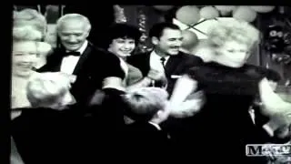 LUCY and VIVIAN Ethel do the WATUSI on THE LUCY SHOW 1962 (really the do the TWIST)