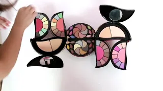KMES makeup kit box//wholesale price//beginner's makeup kit//cosmetic kit//eyeshadow pallete