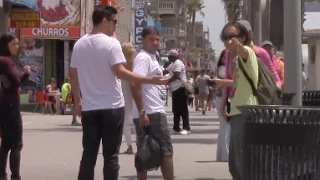 Men vs Women Spanking Butt in Public! Sexual Harassment Social Experiment